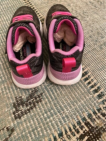 27 Beden Skechers yenisinden farksız memory foam kız çocuk spor ayakkabı