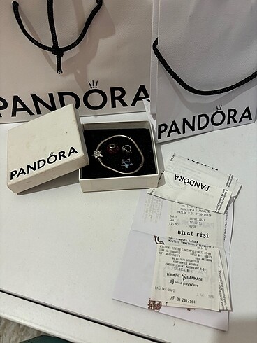 Pandora Pandora