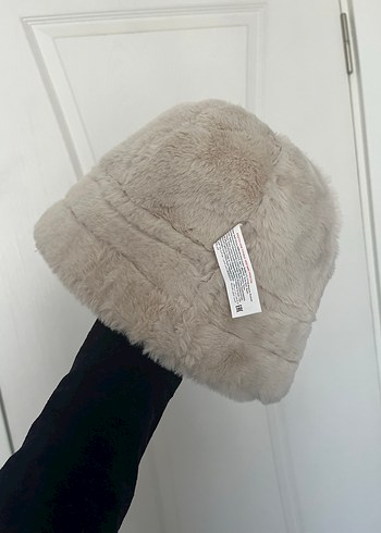 Kürklü Bej Süet Kadın Şapka - Görsel 2