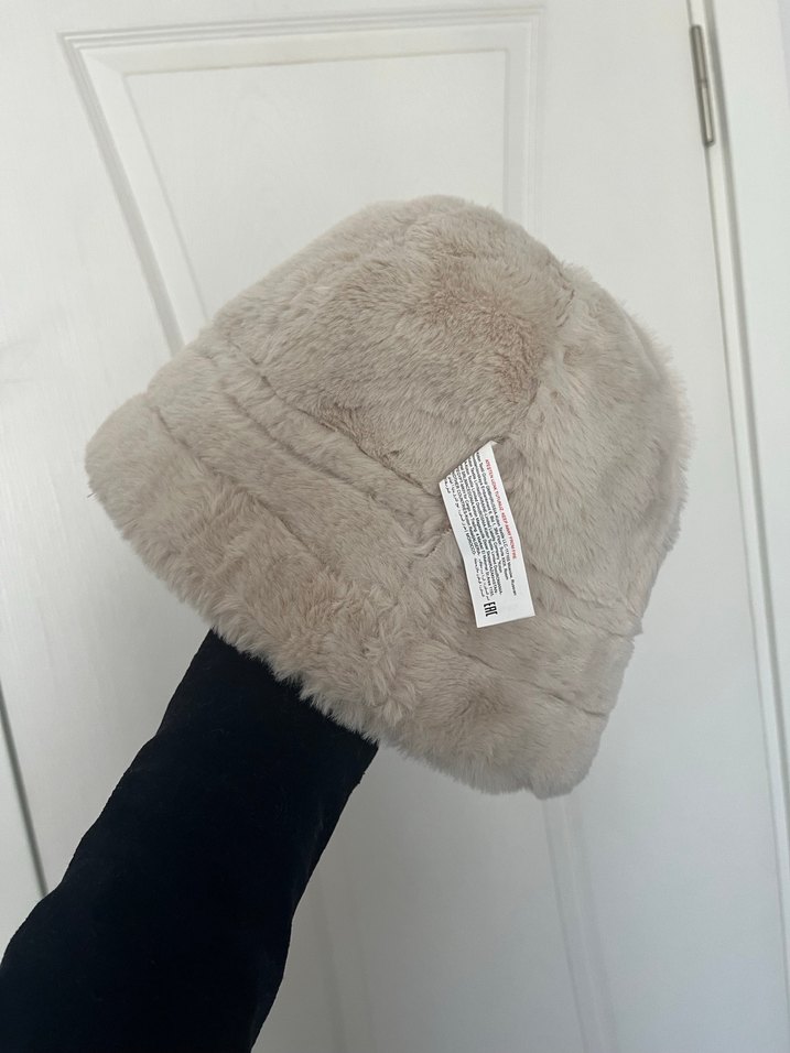 Kürklü Bej Süet Kadın Şapka - Görsel 2