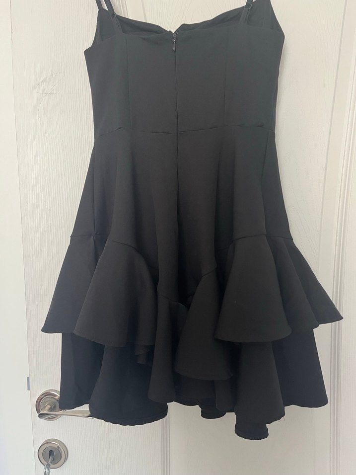 Siyah Mini Fırfırlı Kadın Elbise - Görsel 3