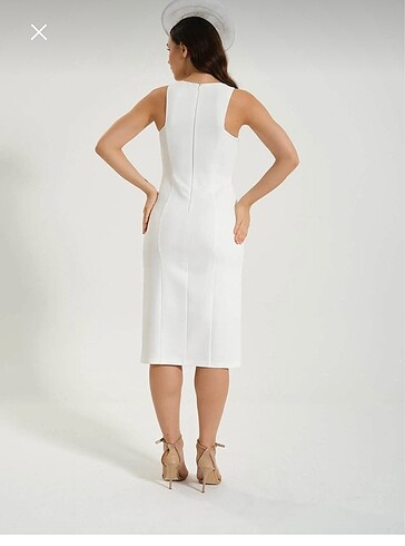 Beyaz astarlı elbise - Görsel 3