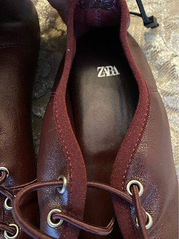 38 Beden bordo Renk Zara gerçek deri bağcıklı 38