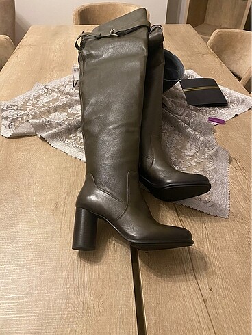 Zara Zara gerçek deri dizüstü 37 yağ yeşili