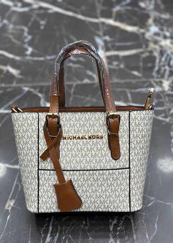 Michael Kors Beyaz Deri Kadın Çanta