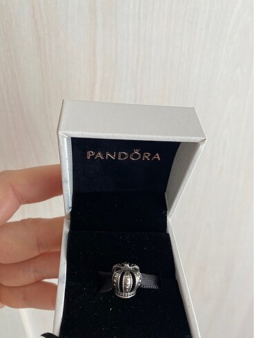 Pandora Pandora charm