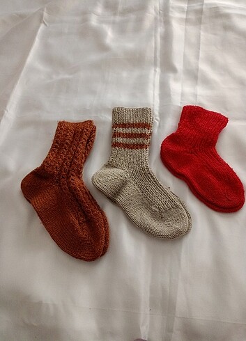 21 Beden çeşitli Renk Çocuk örgü çorapları. 