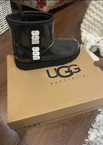 UGG ORİJİNAL BOT