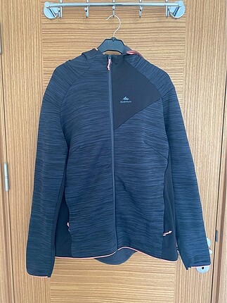 Quechua Spor Kıyafeti