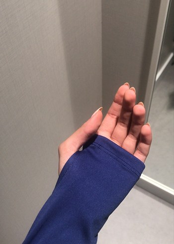 Mavi Yüksek Yakalı Crop Top - Görsel 2