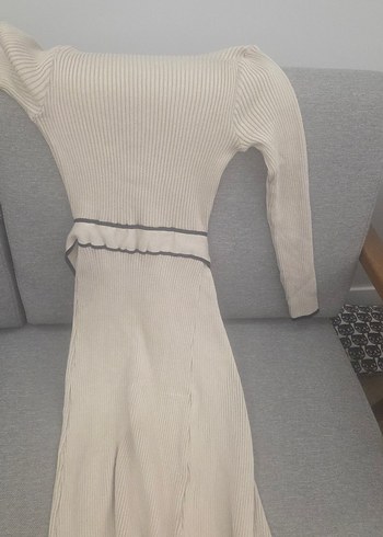Uzun Kesim Krem Kadın Triko Elbise - Görsel 3