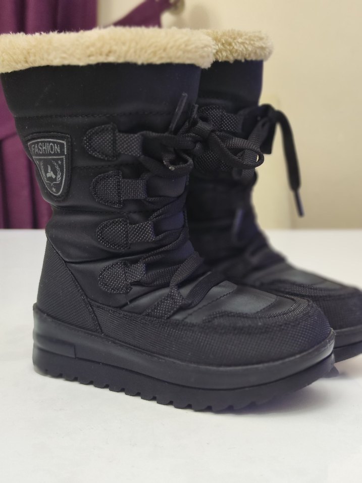 Siyah Kürklü Bot - Görsel 5