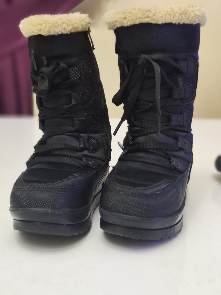 Siyah Kürklü Bot - Görsel 4