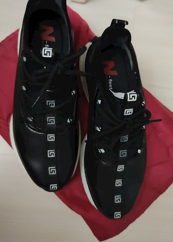 Siyah Bağcıklı Bay Bayan Spor Ayakkabı - Görsel 3