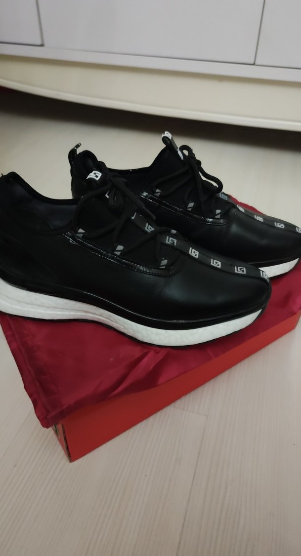 Siyah Bağcıklı Bay Bayan Spor Ayakkabı - Görsel 2