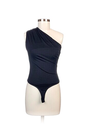 Zara Bluz %70 İndirimli.