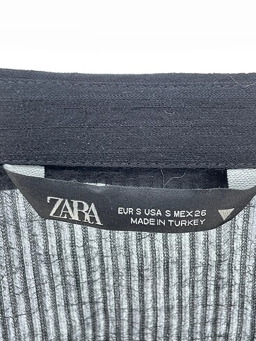 s Beden siyah Renk Zara Bluz %70 İndirimli.