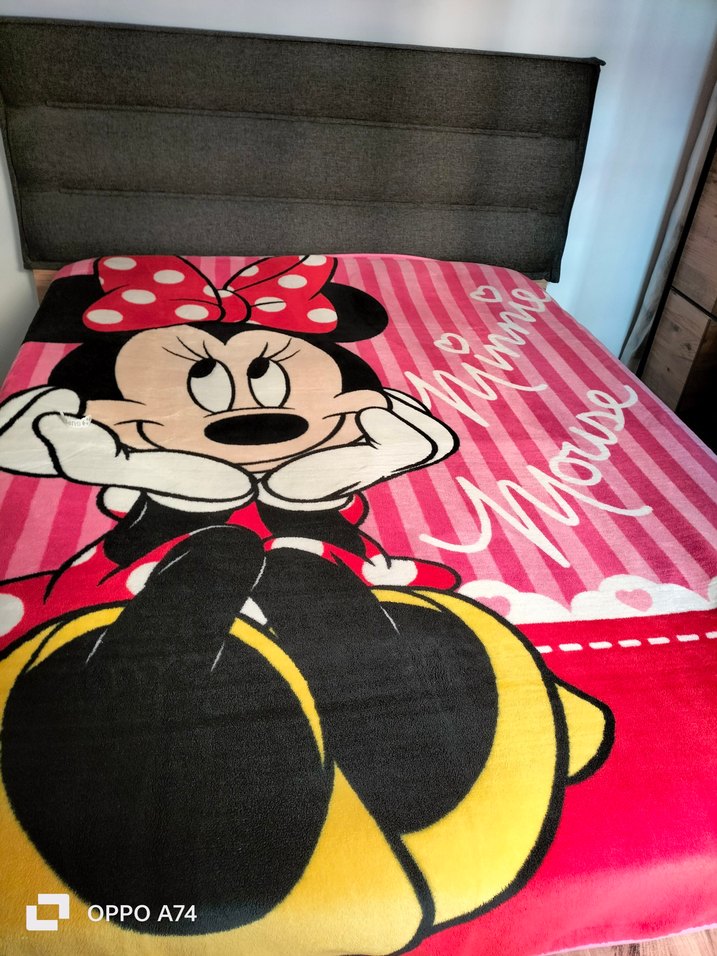 Renkli Baskılı Minnie Mouse Çocuk Battaniyesi - Görsel 2