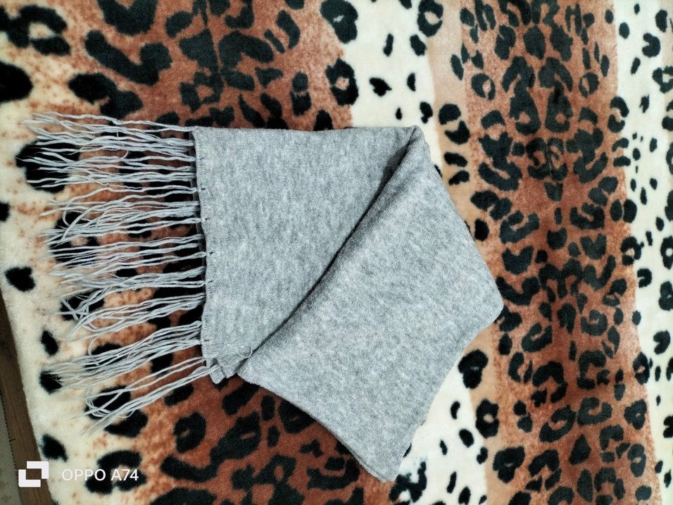 Gri Kadın Atkı - Görsel 2