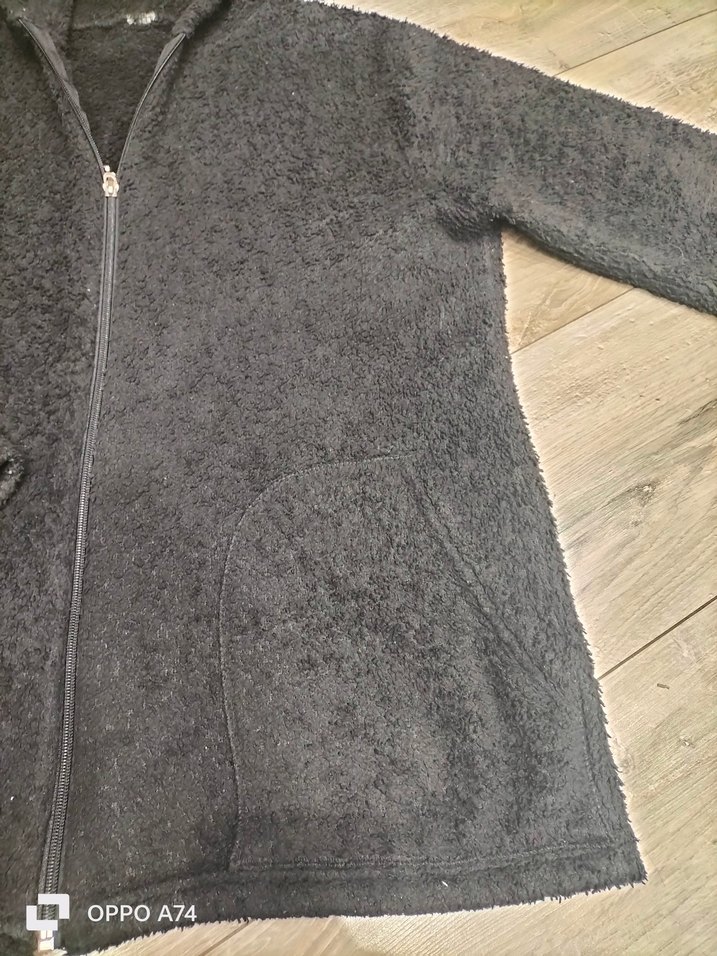 Kapitone Siyah Kadın Kapüşonlu Ceket - Görsel 5