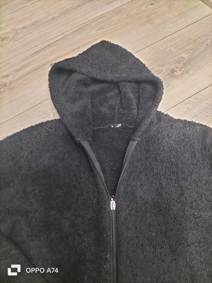 Kapitone Siyah Kadın Kapüşonlu Ceket - Görsel 3