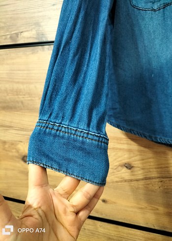 Düğmeli Mavi Denim Kadın Gömlek - Görsel 3