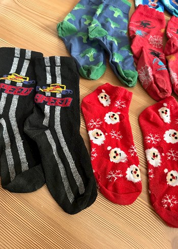 Çocuklar için Renkli Desenli Çorap Seti 15 çift - Görsel 4