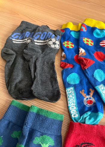 Çocuklar için Renkli Desenli Çorap Seti 15 çift - Görsel 3