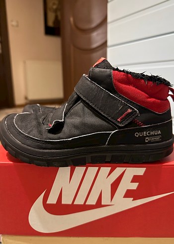 Kırmızı Erkek Çocuk Cırtlı Bot - Görsel 3