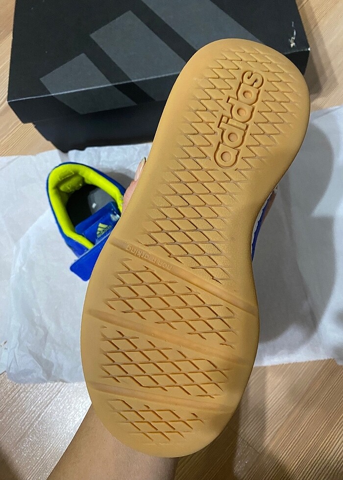 Orijinal adidas erkek çocuk spor ayakkabı - Görsel 3