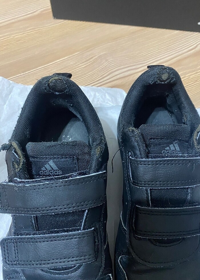 Orijinal adidas erkek çocuk spor ayakkabı - Görsel 3