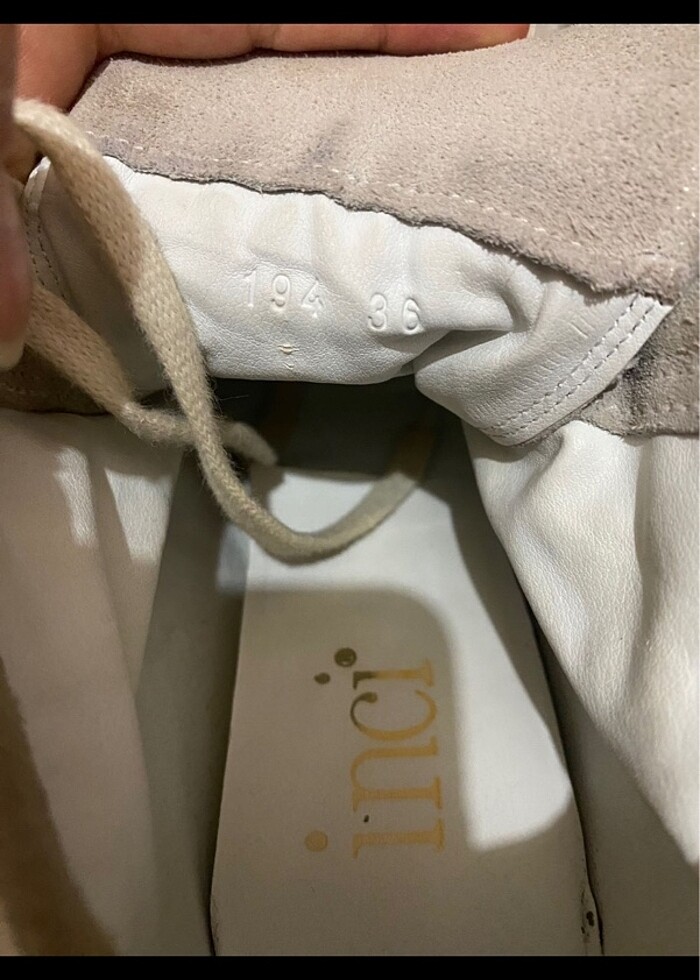 İnci marka 36 numara hakiki deri bot, sayılı kullanılmıştır. Giz - Görsel 4