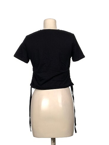l Beden Diğer T-shirt %70 İndirimli.