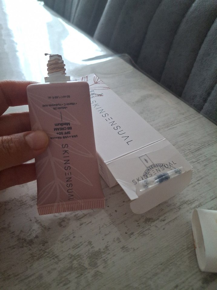 ıkı adet fıyatıSkin Sensual Orta Tonlu BB Krem SPF50 50ml - Görsel 5