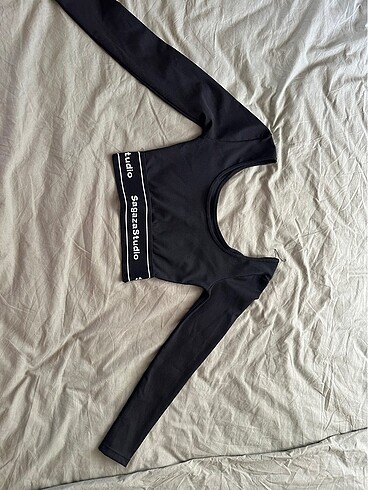 Sagaza crop bluz