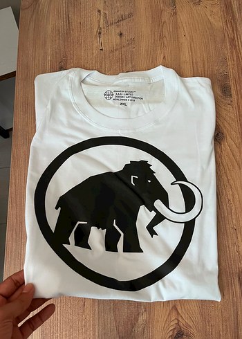 Diğer Mamut Baskili Beyaz Bisiklet Yaka Tisort