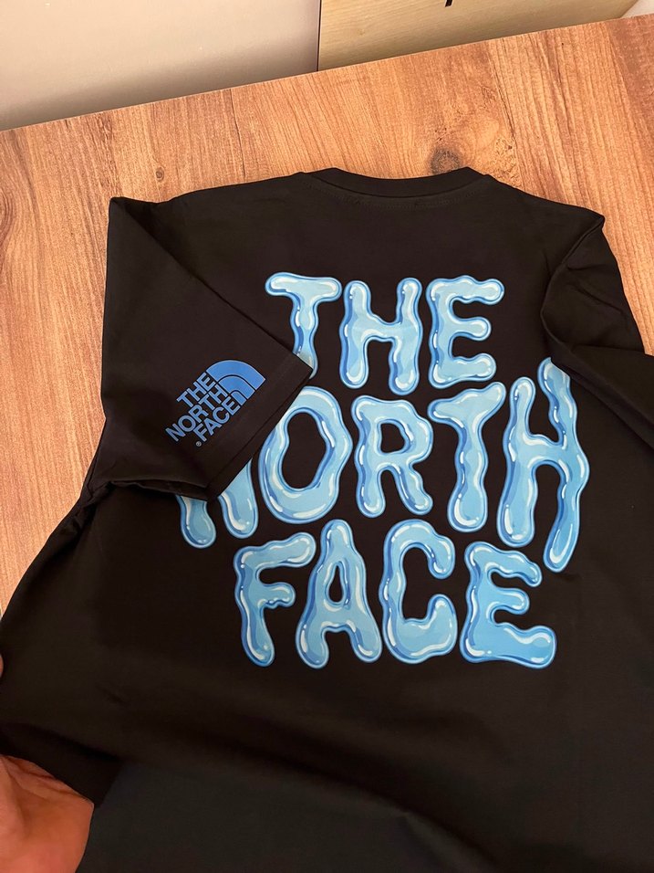 The North Face Siyah Bisiklet Yaka Tişört — görsel 4/4