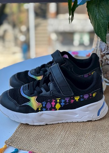 31 Beden çeşitli Renk Puma Kız Çocuk Çok Renkli Spor Ayakkabı