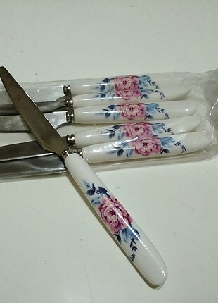 KAHVALTI BIÇAĞI 