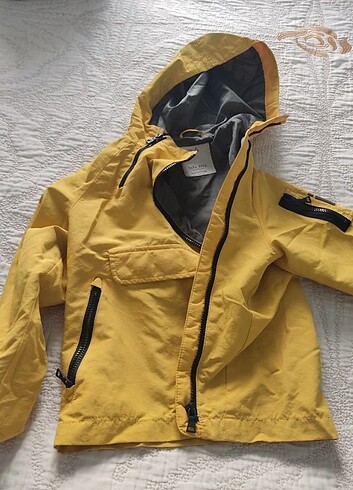 Zara Zara yagmurluk 
