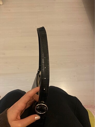  Beden siyah Renk Stradivarius Baget Çanta