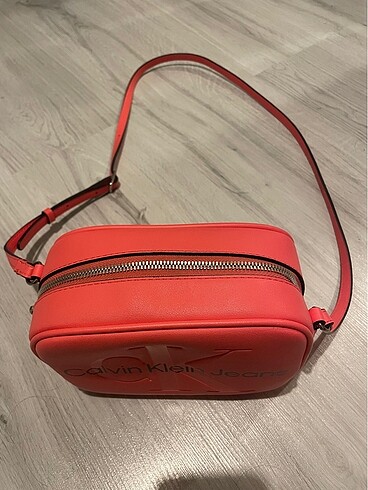 Beden Calvin Klein Jeans Camera Bag