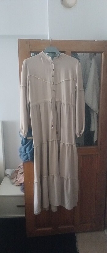Katlı elbise 