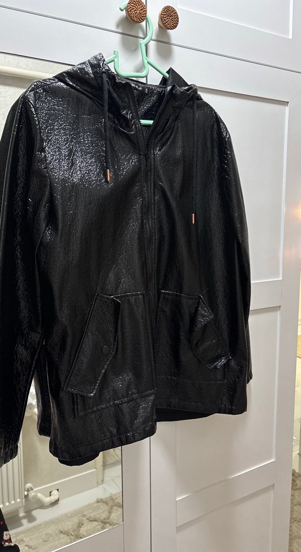 Kadın Siyah rugan Fermuarlı Ceket - Görsel 2