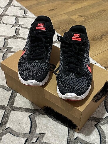 Nike Air Max Kadın Spor Ayakkabı