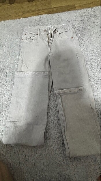 34 Beden Stradivarius jean