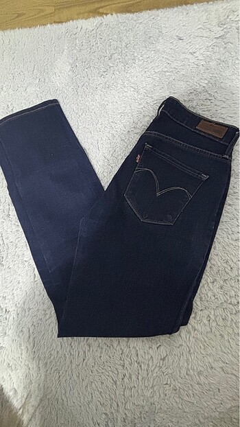Levis jean