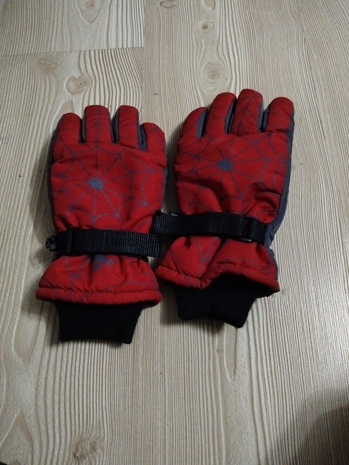 Kırmızı Erkek Çocuk Eldiveni Velcro Bantlı - Görsel 2