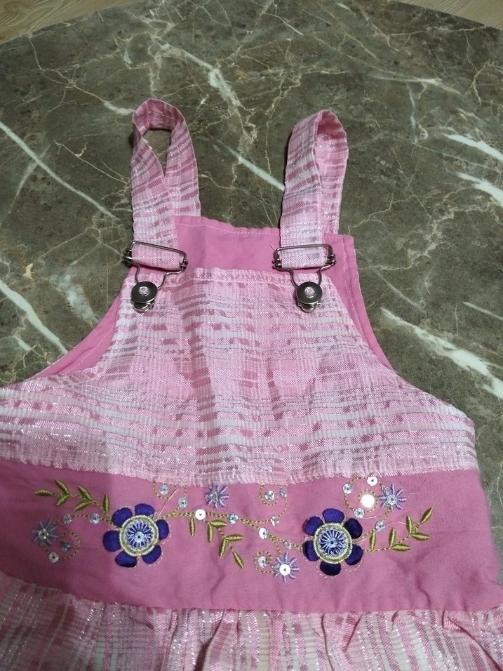 Kız Çocuk Pembe Nakışlı Askılı Elbise - Görsel 5