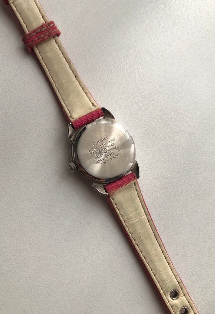 Pembe tokalı kol saati - Görsel 3